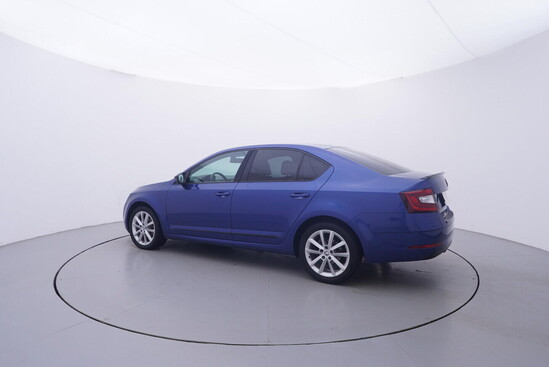 ŠKODA OCTAVIA Trumf 1.4 TSI 110 kW manuál_2