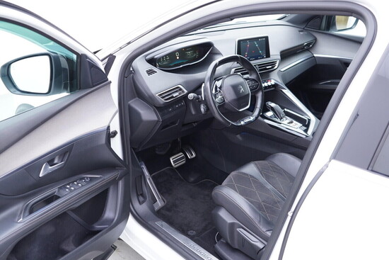 PEUGEOT 5008 GT- Line 2.0 HDI 133 kW automat_4