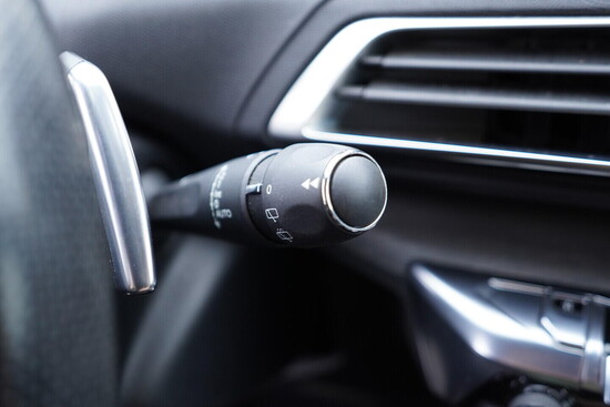 PEUGEOT 5008 GT- Line 2.0 HDI 133 kW automat_5