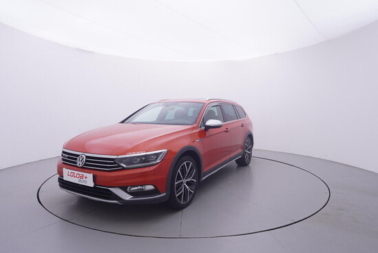 VOLKSWAGEN PASSAT Highline 2.0 TDI 176 kW automat, DPH_1