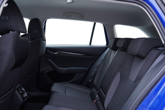 ŠKODA OCTAVIA Ambition 2.0 TDI 85 kW automat, DPH_5