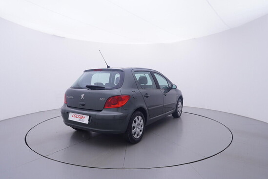 PEUGEOT 307  1.4 1.4 65 kW manuál_3