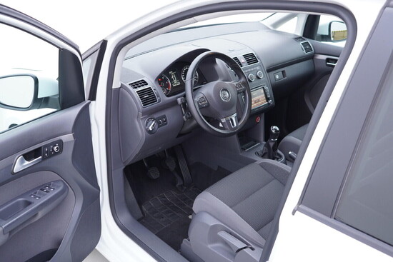 VOLKSWAGEN TOURAN  2.0 TDI 103 kW manuál_4