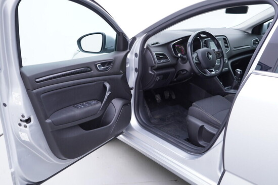 RENAULT MÉGANE  1.5 DCI 81 kW manuál_4