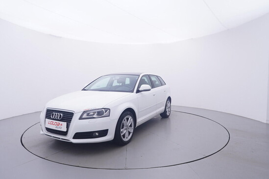 AUDI A3 SPORTBACK 1.9 TDI 77 kW manuál_1