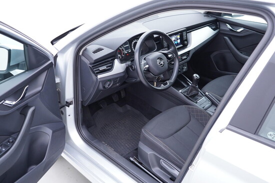 ŠKODA KAMIQ Ambiente 1.5 TSI 110 kW manuál_4