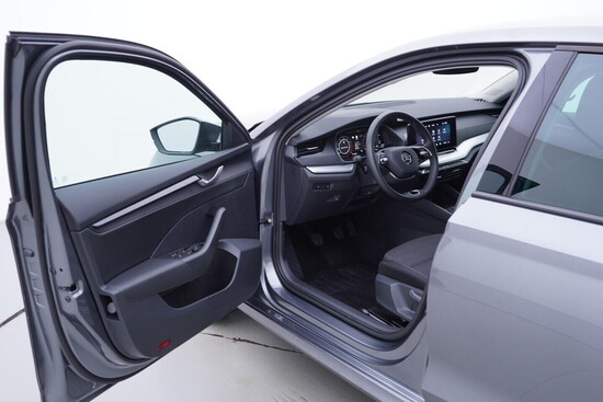 ŠKODA OCTAVIA Selection 1.5 TSI 85 kW manuál, DPH_4
