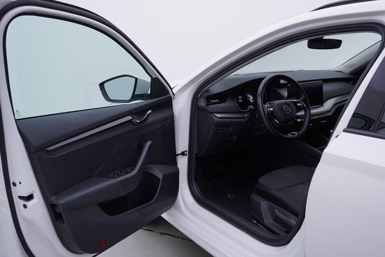 ŠKODA OCTAVIA Ambition 1.5 TSI 110 kW manuál, DPH_4
