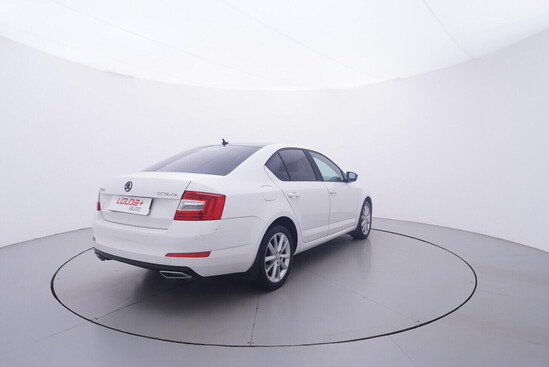 ŠKODA OCTAVIA  1.2 TSI 77 kW manuál_3