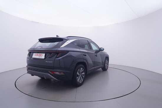 HYUNDAI TUCSON Smart + Nav 1.6 T-GDI 110 kW manuál_3
