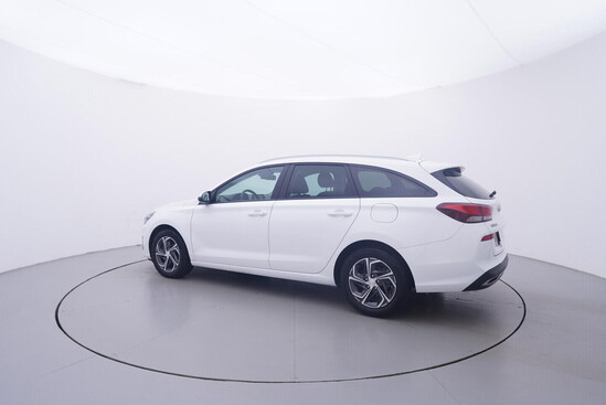HYUNDAI I30  1.5 Dpi 81 kW manuál_2