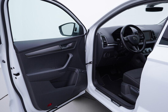 ŠKODA KAROQ Drive 2.0 TDI 140 kW automat_4