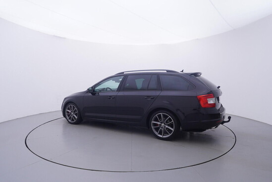 ŠKODA OCTAVIA RS 2.0 TDI 135 kW manuál_2