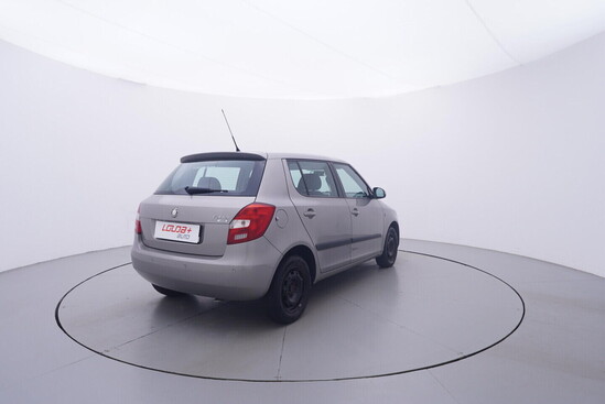 ŠKODA FABIA Ambiente 1.2 HTP 44 kW manuál_3
