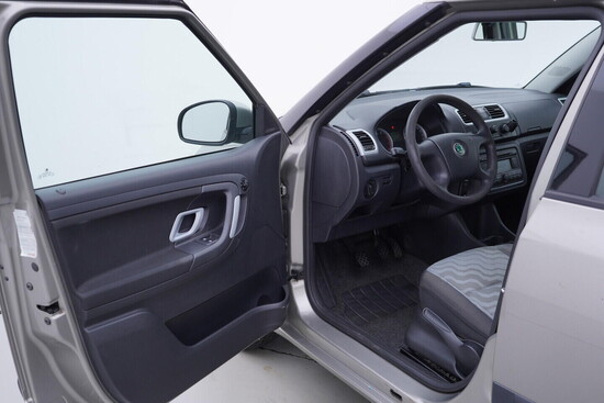 ŠKODA FABIA Ambiente 1.2 HTP 44 kW manuál_4