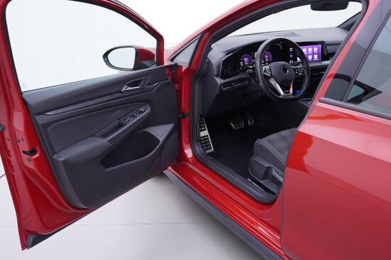 VOLKSWAGEN GOLF GTI 2.0 TSI 180 kW automat_4