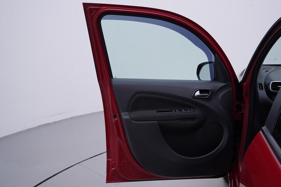 CITROEN C3 PICASSO  1.6 HDI 73 kW manuál_4