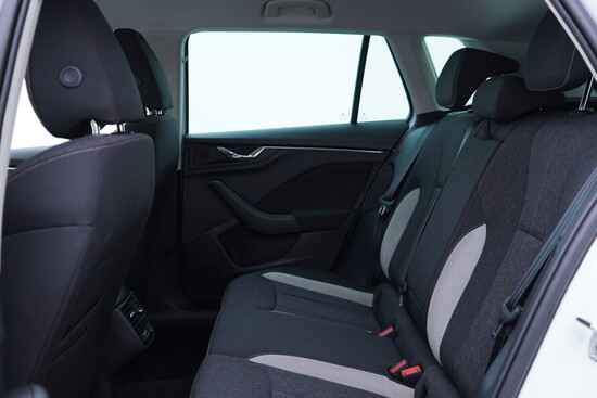 ŠKODA KAMIQ Selection 1.5 TSI 110 kW automat_5