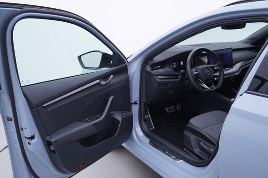 ŠKODA OCTAVIA SportLine 1.5 TSI 110 kW automat, DPH_4