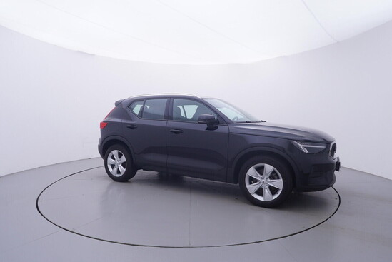 VOLVO XC40 Core 2.0 120 kW automat, DPH_2