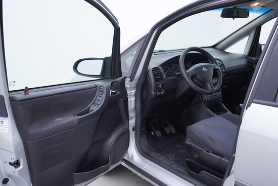 OPEL ZAFIRA  1.8 16V 92 kW manuál_4