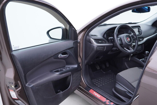 FIAT TIPO  1.4 i 70 kW manuál_4