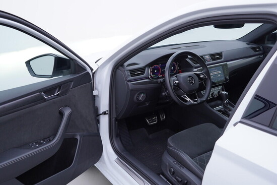 ŠKODA SUPERB SportLine 2.0 TDI 147 kW automat, DPH_4