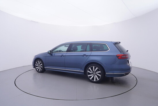 VOLKSWAGEN PASSAT R-Line 2.0 TDI 110 kW automat, DPH_2