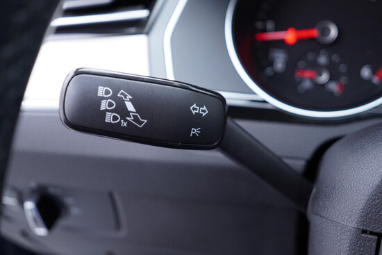 VOLKSWAGEN PASSAT R-Line 2.0 TDI 110 kW automat, DPH_5