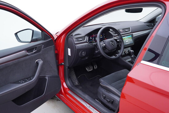ŠKODA SUPERB Scout 2.0 TDI 147 kW automat_4