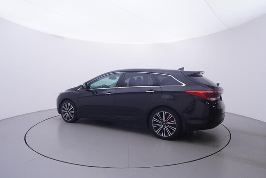 HYUNDAI I40 Premium Luxury 1.7 CRDi 104 kW manuál_2
