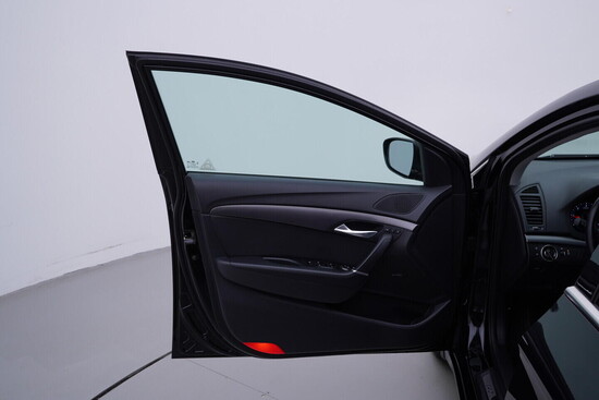 HYUNDAI I40 Premium Luxury 1.7 CRDi 104 kW manuál_4