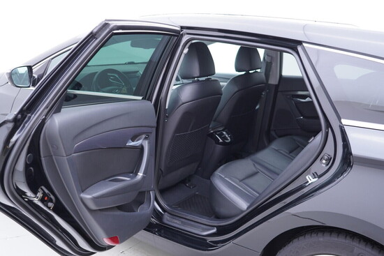 HYUNDAI I40 Premium Luxury 1.7 CRDi 104 kW manuál_5