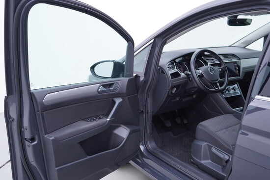 VOLKSWAGEN TOURAN  1.5 TSI 110 kW manuál_4