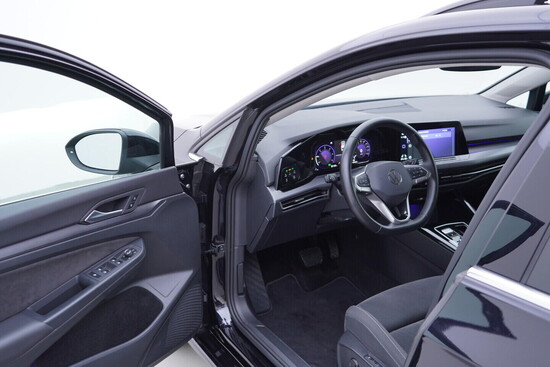 VOLKSWAGEN GOLF VARIANT Style 2.0 TDI 110 kW automat, DPH_4