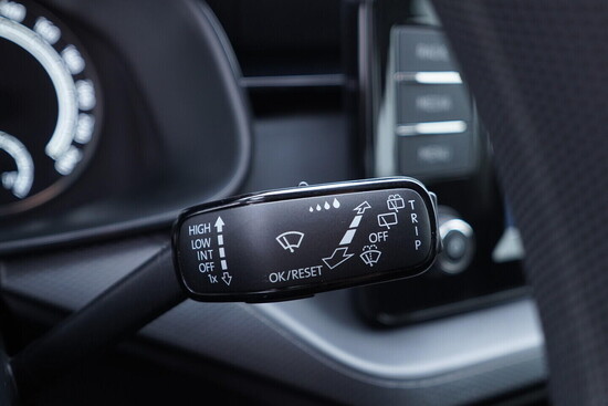 ŠKODA SCALA Ambition 1.0 CR 70 kW manuál, DPH_5