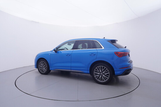 AUDI Q3 2.0 TDI 140 kW automat, DPH_2