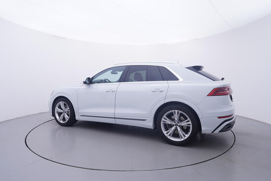 AUDI Q8  3.0 TDI 210 kW automat, DPH_2