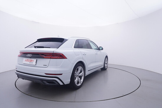 AUDI Q8  3.0 TDI 210 kW automat, DPH_3