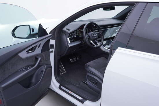 AUDI Q8  3.0 TDI 210 kW automat, DPH_4