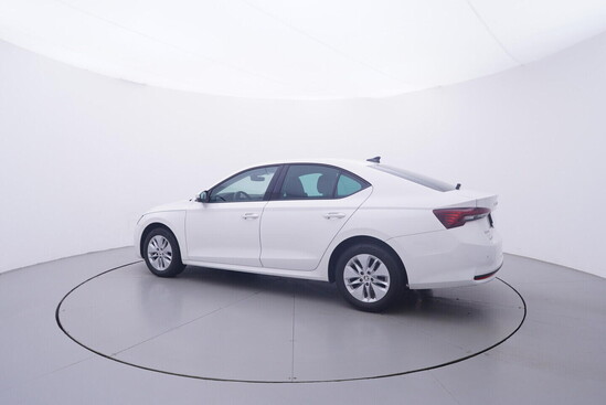 ŠKODA OCTAVIA Selection 2.0 TDI 85 kW manuál_2