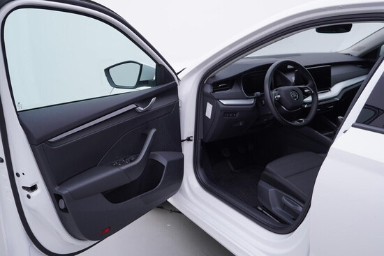 ŠKODA OCTAVIA Selection 2.0 TDI 85 kW manuál_4