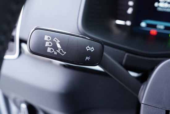 ŠKODA KAROQ Top Selection 1.5 TSI 110 kW automat, DPH_5