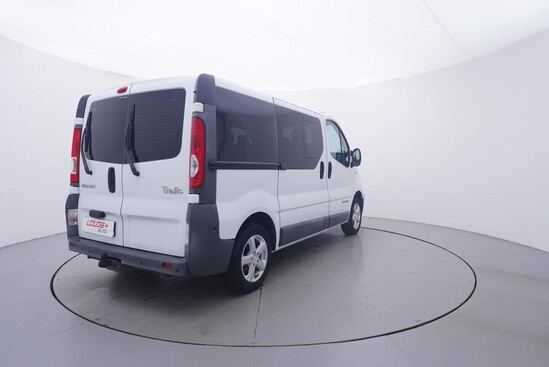 RENAULT TRAFIC  2.0 DCi 84 kW manuál_3