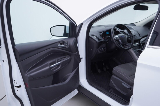 FORD KUGA 1.5 TDCi 110 kW manuál, DPH_4