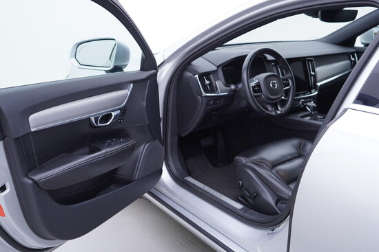 VOLVO V90 Inscription 2.0 TDI 177 kW automat_4