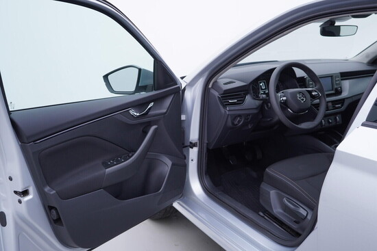 ŠKODA KAMIQ Ambition 1.0 TSI 81 kW manuál_4