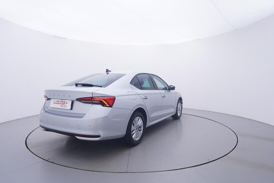 ŠKODA OCTAVIA Selection 1.5 TSI 85 kW manuál, DPH_3