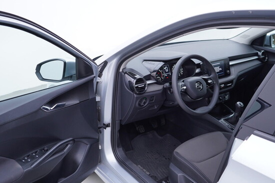 ŠKODA FABIA Selection 1.0 TSI 59 kW manuál_4