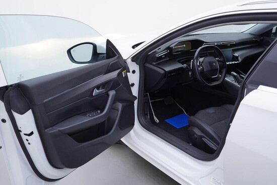 PEUGEOT 508  1.5 HDI 96 kW automat_4